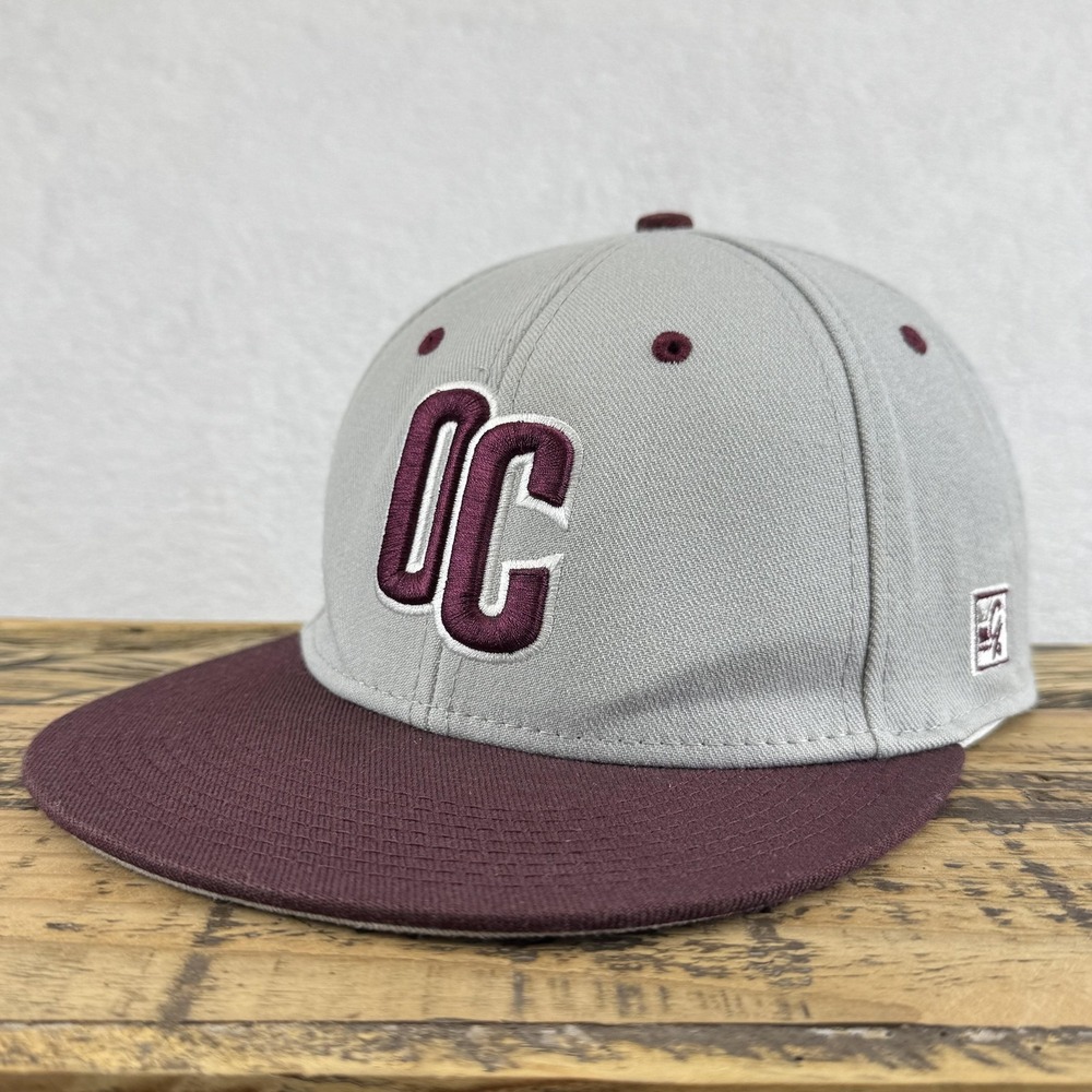 Oklahoma Christian Eagles Hat Cap Fitted Mens 7 1/8 Gray Maroon Baseball‎
